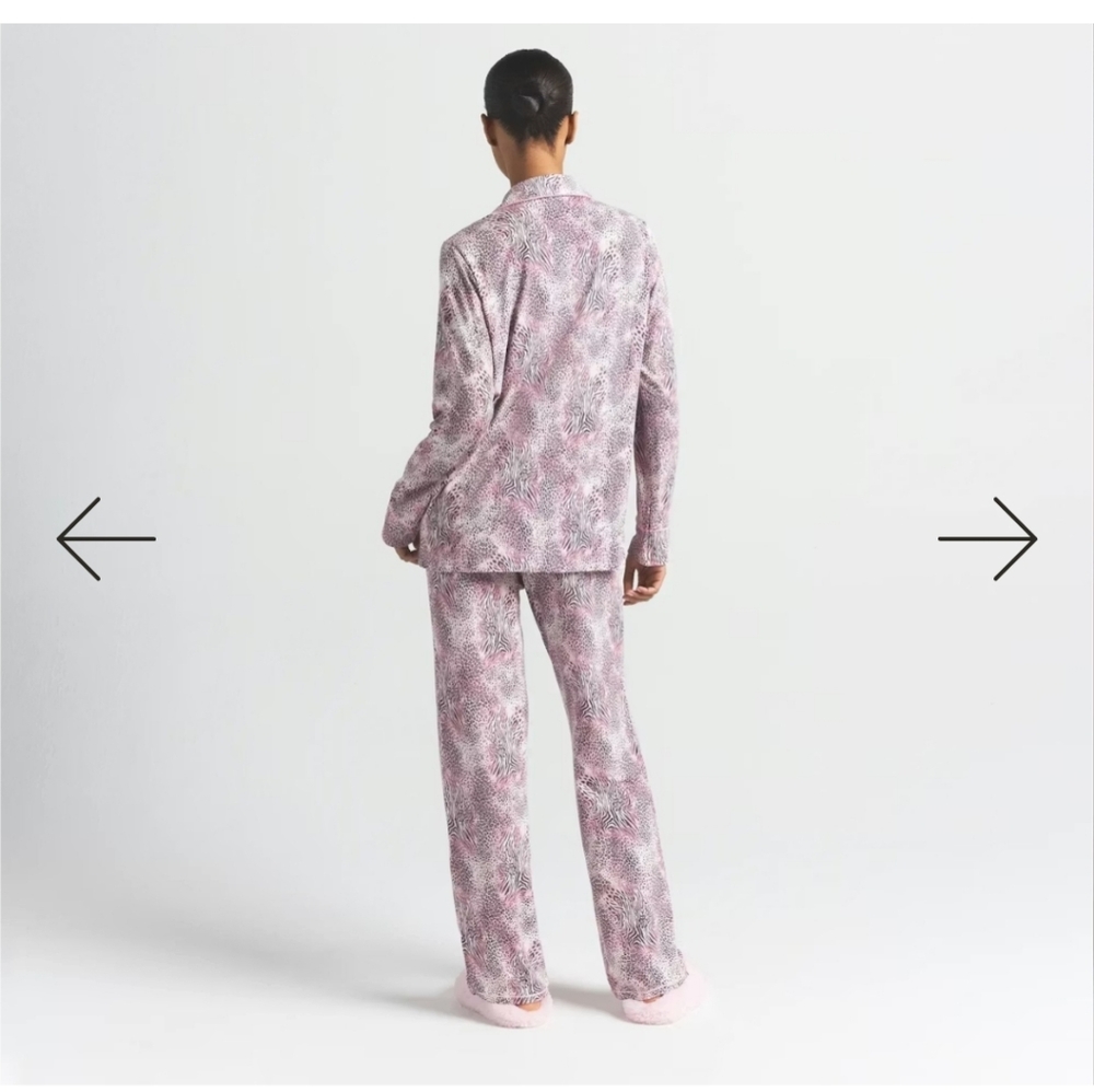 SKIMS Sleep Long Sleeve Button Up Set - Bloom Mini Multi Animal Print - Picture 2 of 12